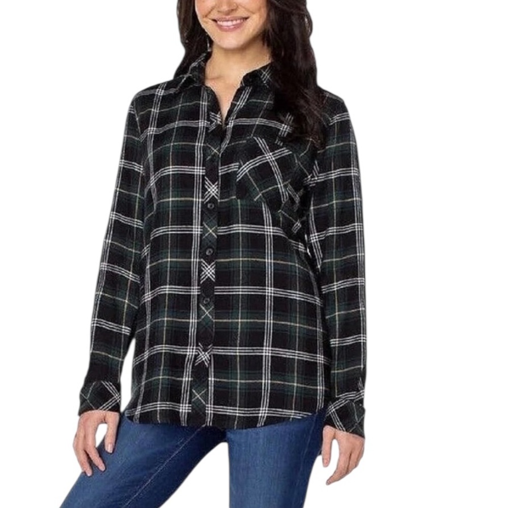 Women’s Plaid Button-Up Shirt